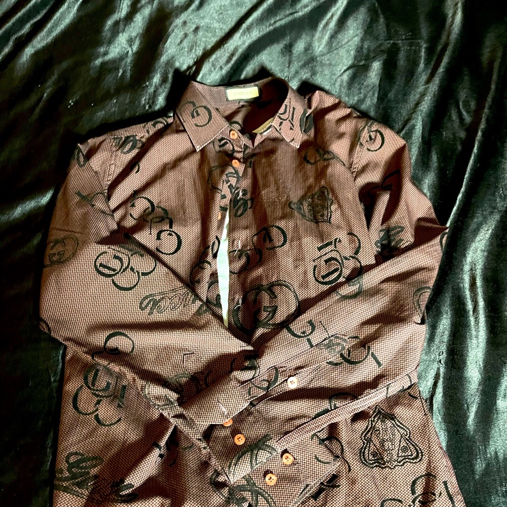 Gucci men’s shirt used